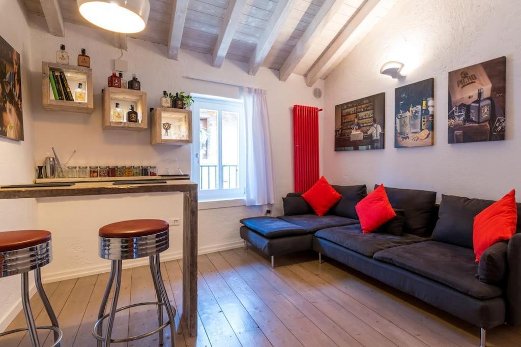 Piero Dry Gin Apartment Bedizzole